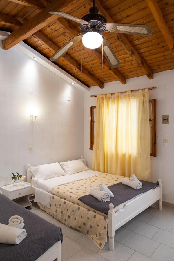 Wilde Rose Hotel Dasziá Kültér fotó