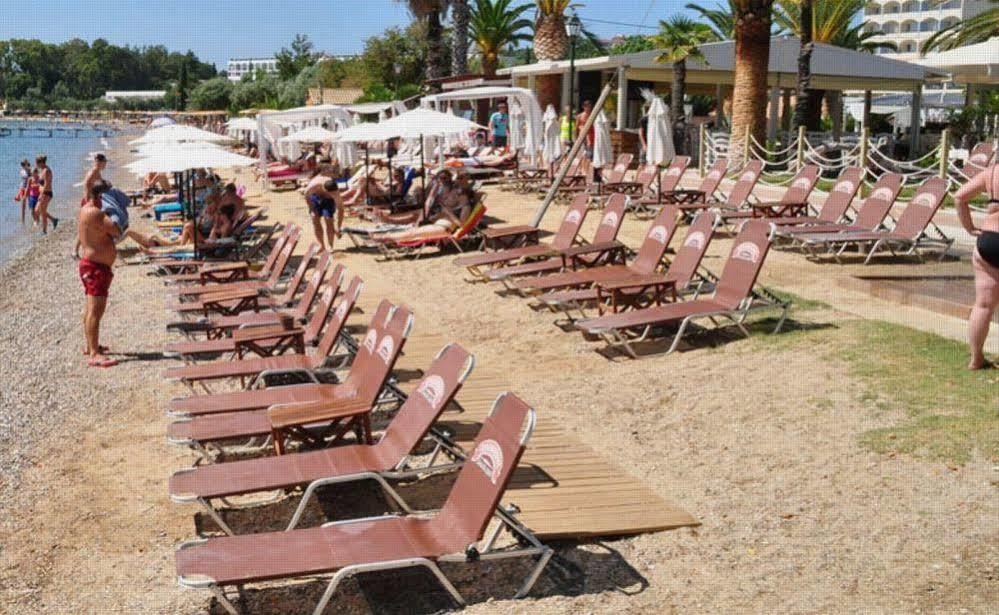 Wilde Rose Hotel Dasziá Kültér fotó